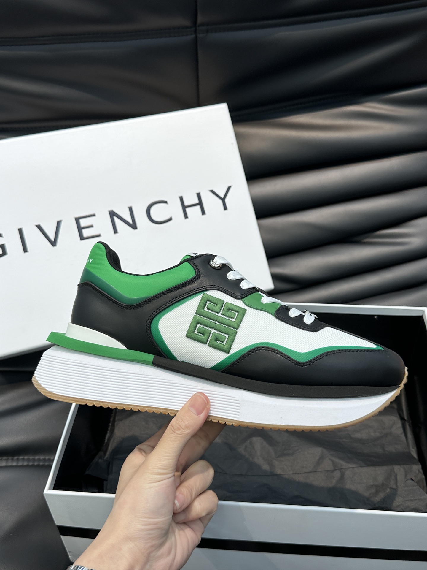Givenchy sz38-45 h0610